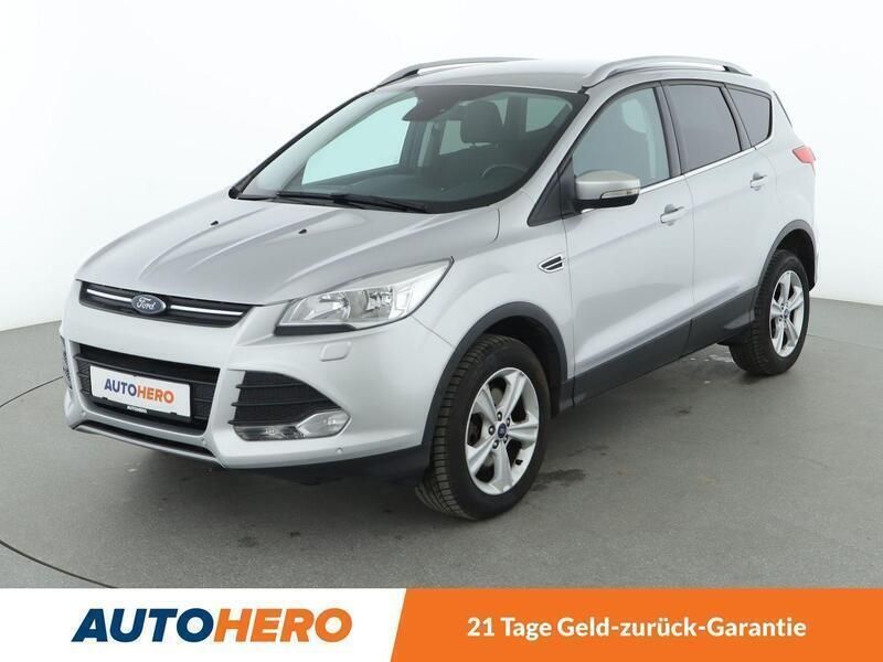 Grau Gebraucht 2016 Ford Kuga SYNC Edition SUV | 14.610 € (Fairer Preis) - Bild 1/3