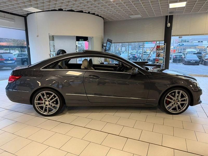 Gebraucht Mercedes E350 306 PS (225 kW) 2014 Grau Coupé
