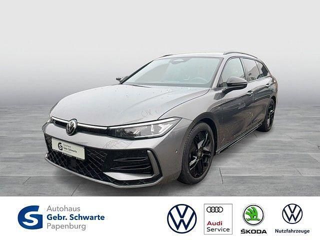 Grau Gebraucht 2024 VW Passat R-line Kombi | 41.880 € - Bild 1/4