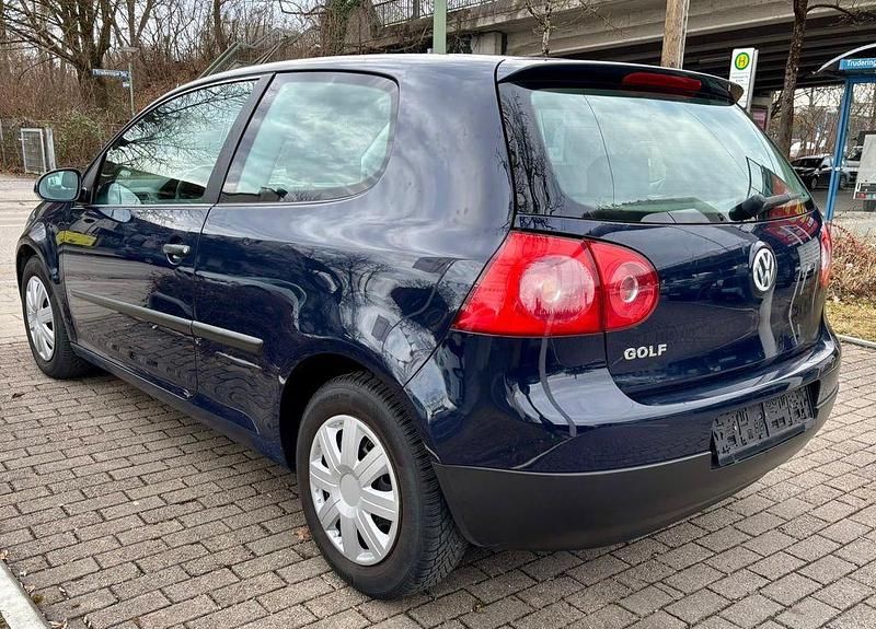 Gebraucht VW Golf IV Trendline 75 PS (55 kW) 2005 Blau Limousine