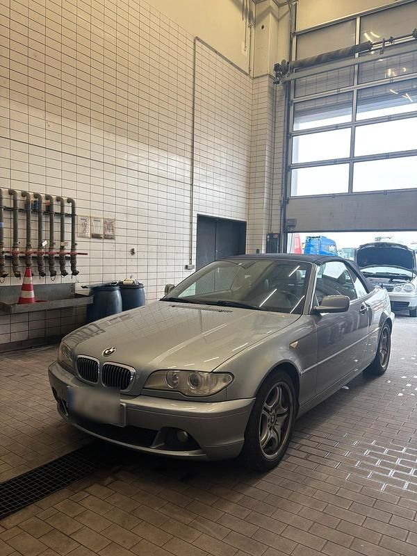 Grau Gebraucht 2004 BMW 320 Cabrio | 4.600 € (Superpreis) - Bild 1/4