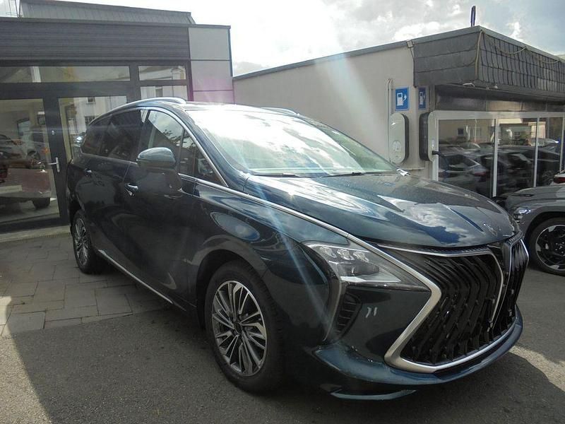 Neu DFSK Forthing 4 177 PS (130 kW) 2025 Schwarz Van / Kleinbus