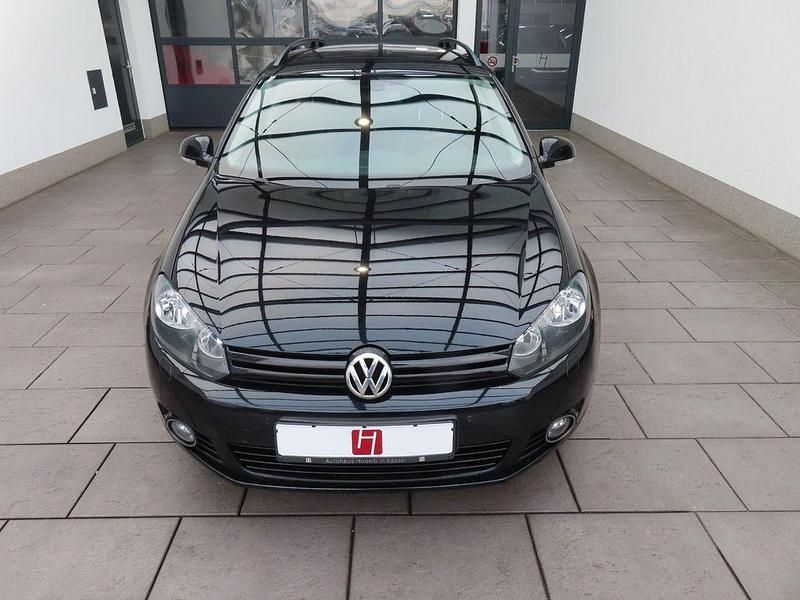 Gebraucht VW Golf VI 105 PS (77 kW) 2012 Schwarz Kleinwagen