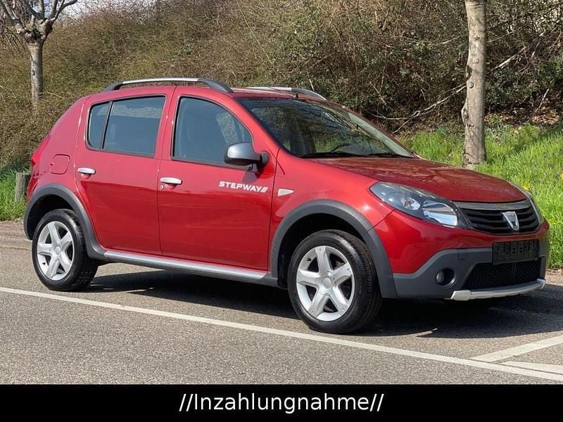 Gebraucht Dacia Sandero Stepway 87 PS (63 kW) 2011 Rot Limousine