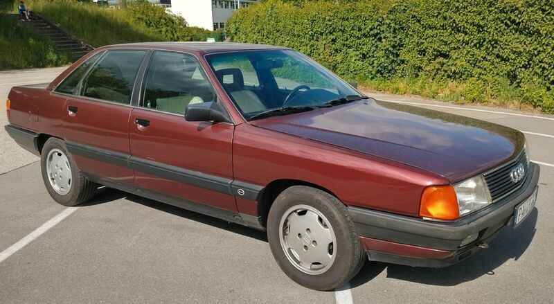 Rot Gebraucht 1989 Audi 100 Limousine | 7.200 € - Bild 1/4
