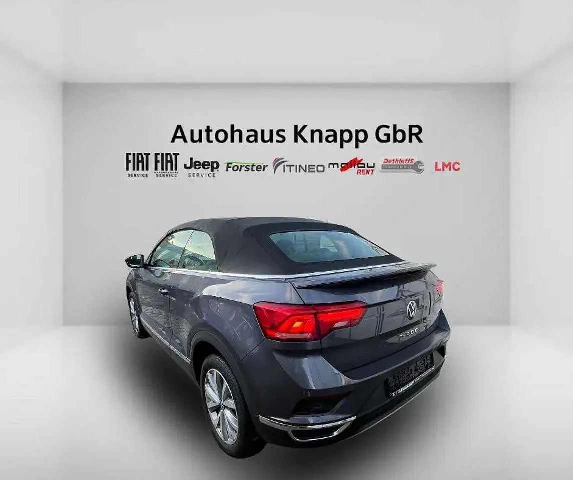 Gebraucht VW T-Roc Cabriolet Style 150 PS (110 kW) 2021 Rauchgraumetallic Cabrio