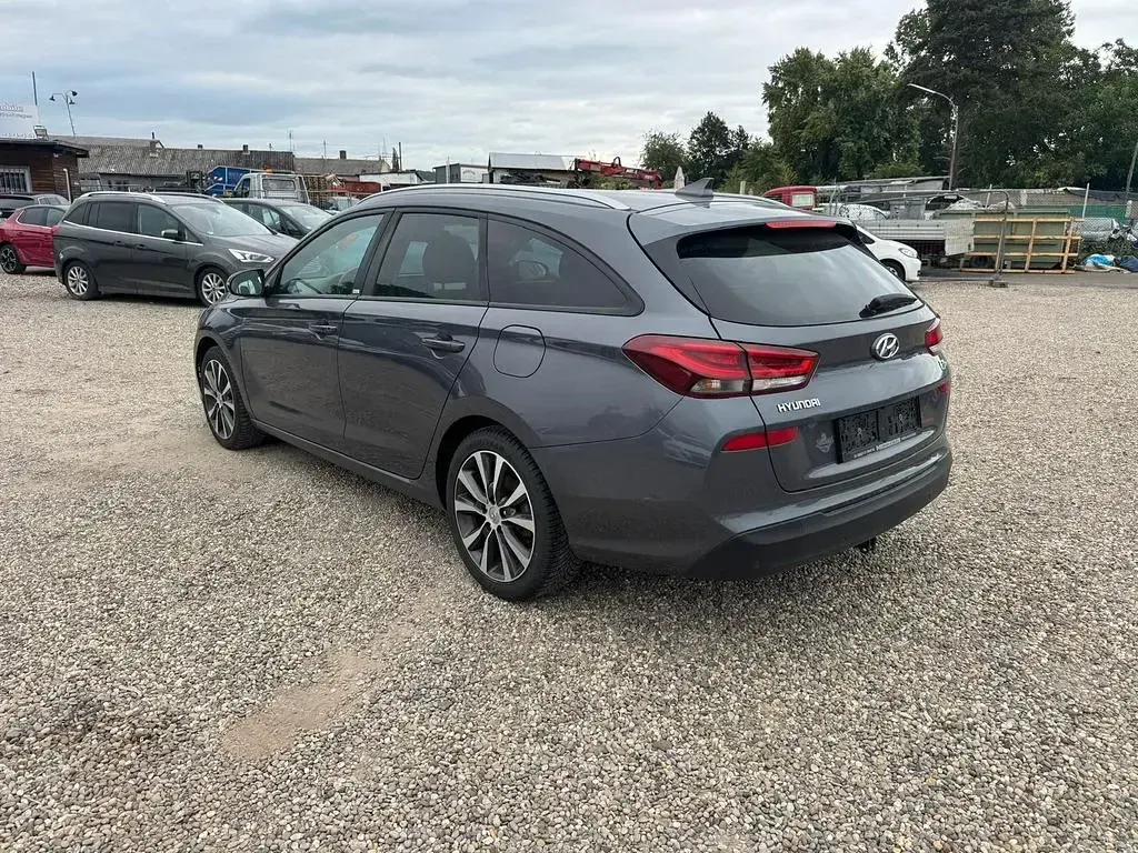 Gebraucht Hyundai i30 YES! 116 PS (85 kW) 2019 Grau Kombi