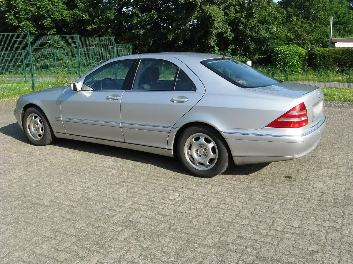 Gebraucht Mercedes S320 220 PS (161 kW) 2001 Silber Limousine