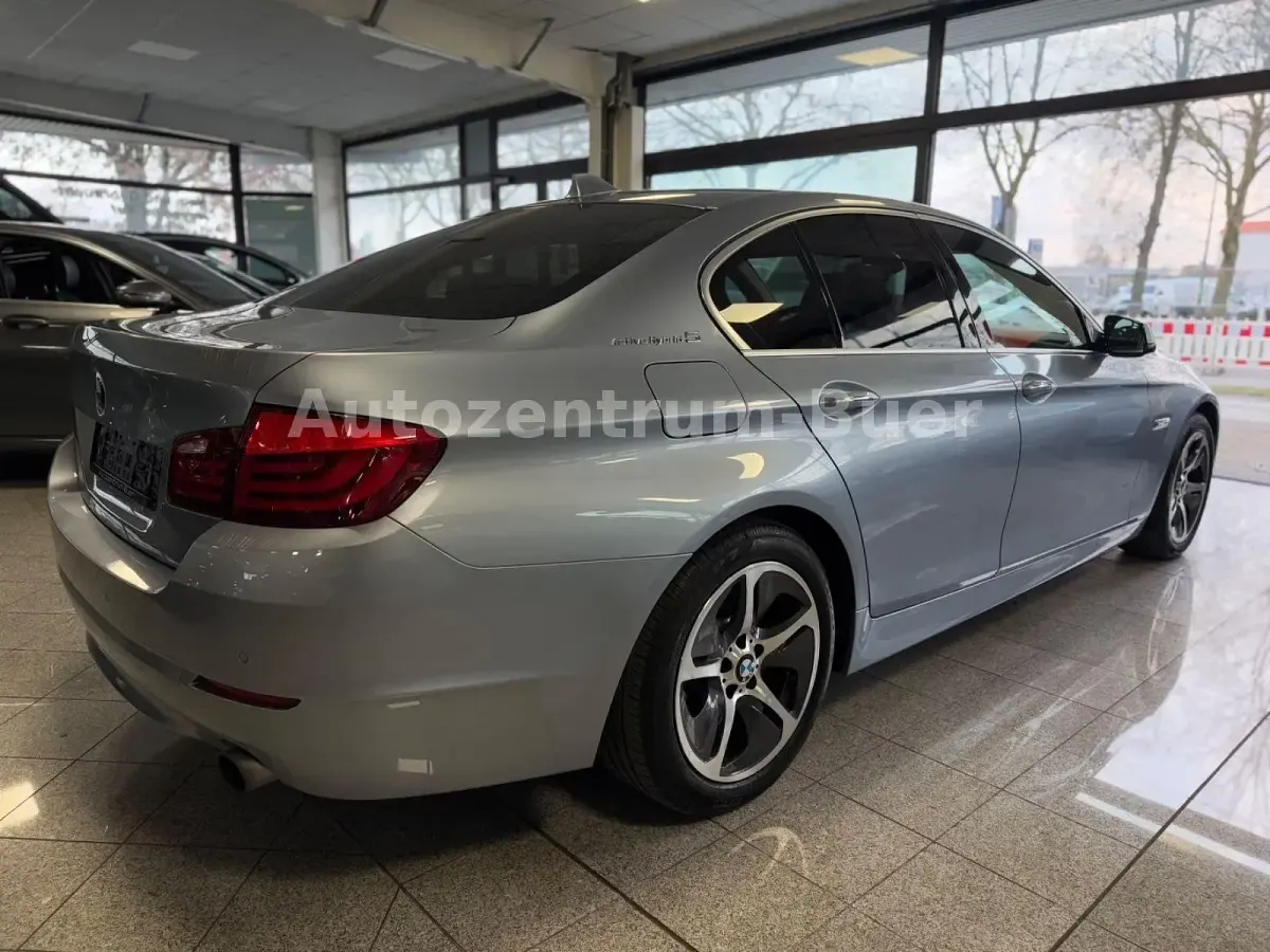 Käytetty BMW 535 306 HP (225 kW) 2012 Sininen Sedan