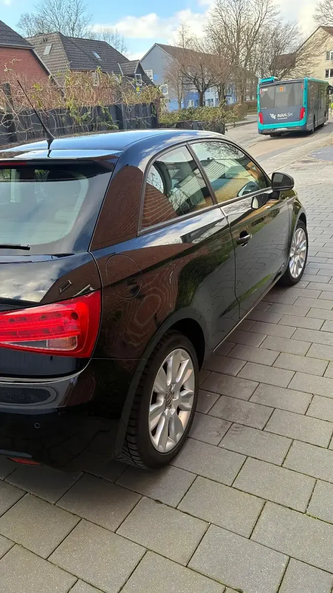 Gebraucht Audi A1 Ambition 86 PS (63 kW) 2012 Schwarz Kleinwagen