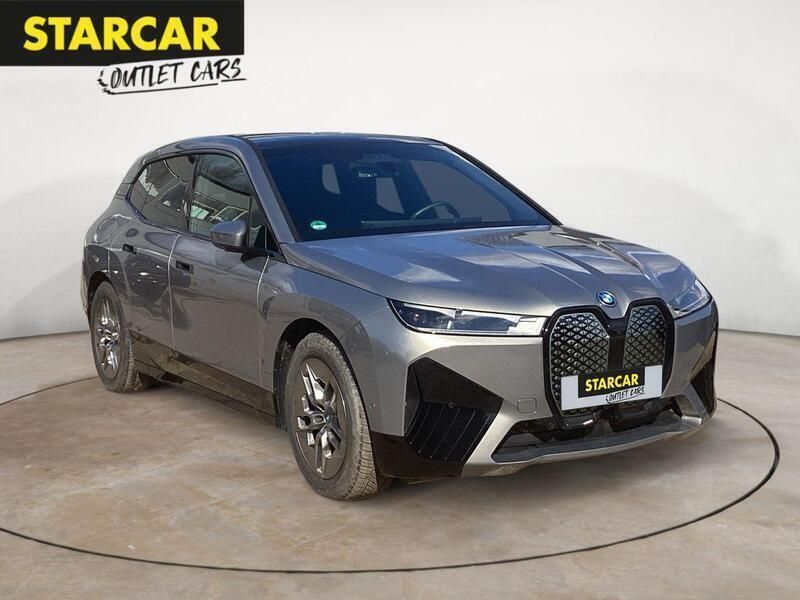 Oxidgrau ii metallic Gebraucht 2022 BMW iX Sport Line SUV | 55.500 € (Etwas zu teuer) - Bild 1/4