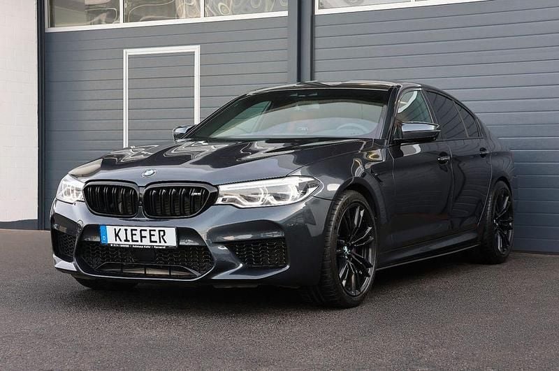 Gebraucht BMW M5 Performance 608 PS (447 kW) 2018 Singapore grau metallic (b41) Limousine