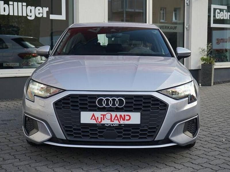 Gebraucht Audi A3 Comfort 150 PS (110 kW) 2020 Silber Limousine