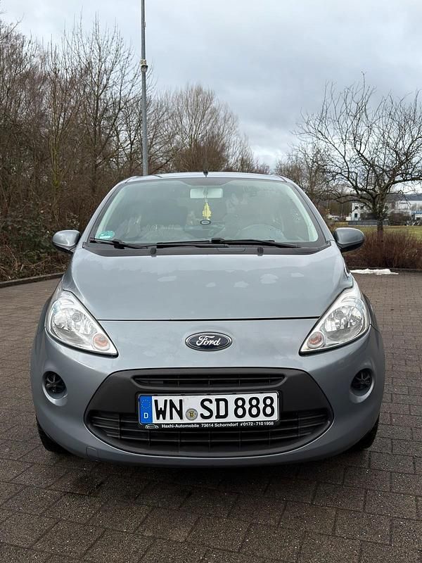 Second-hand Ford Ka 51 CP (37 kW) 2011 Gri Hatchback