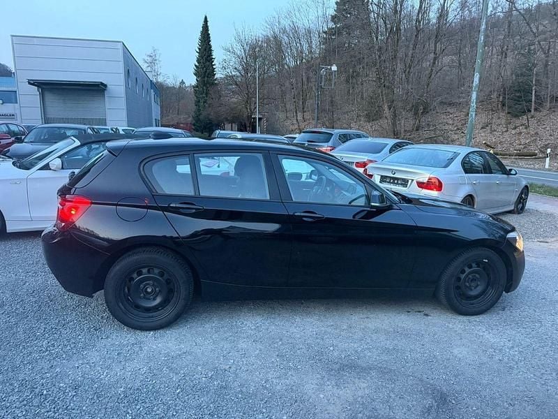 Gebraucht BMW 116 Advantage 116 PS (85 kW) 2013 Schwarz Kleinwagen
