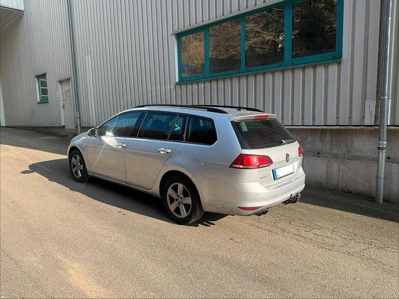 Silber Gebraucht 2014 VW Golf VII Kombi | 6.000 € (Superpreis) - Bild 1/4