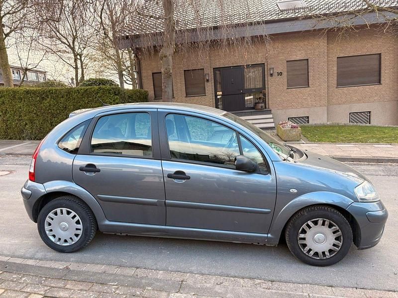 Second-hand Citroën C3 Tonic 60 CP (44 kW) 2009 Argintiu Berlinǎ