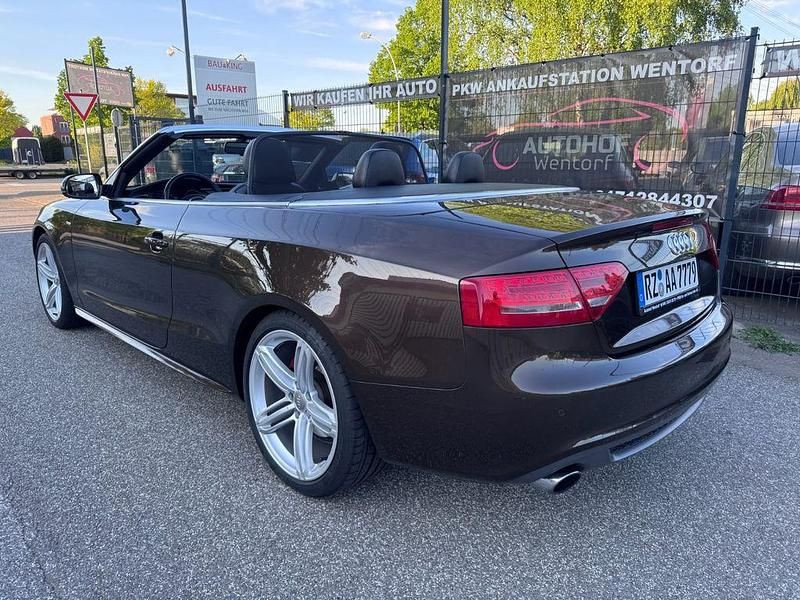 Gebraucht Audi A5 Cabriolet Ambiente 211 PS (155 kW) 2010 Braun Cabrio