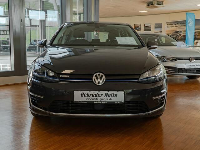 Gebraucht VW e-Golf 100 kW (136 PS) 2020 Grau / Kleinwagen