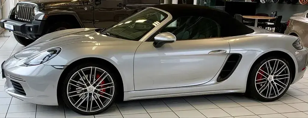 Gebraucht Porsche Boxster 349 PS (256 kW) 2018 Silber Cabrio