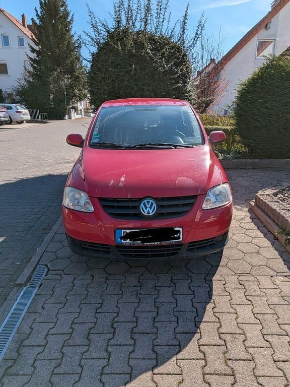 Gebraucht VW Fox 54 PS (39 kW) 2006 Rot Kleinwagen