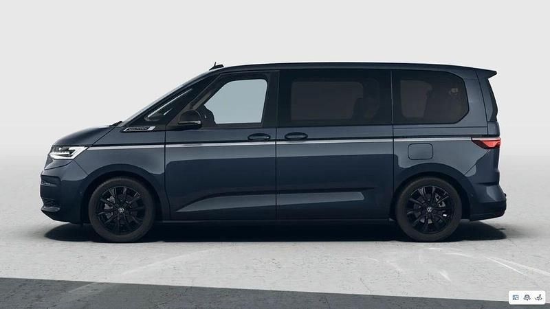 Gebraucht VW Multivan Style 150 PS (110 kW) 2024 Starlight blue metallic Van