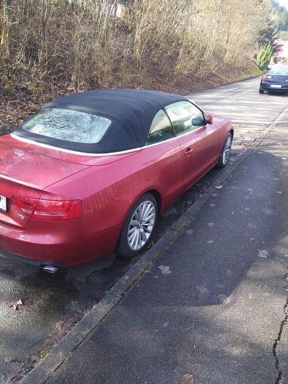 Gebraucht Audi A5 Cabriolet Exclusive 163 PS (119 kW) 2012 Rot Cabrio