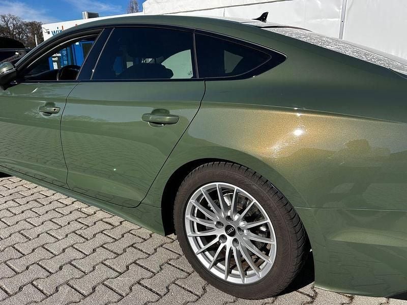 Gebraucht Audi A5 Advanced 204 PS (150 kW) 2022 Grün Coupé