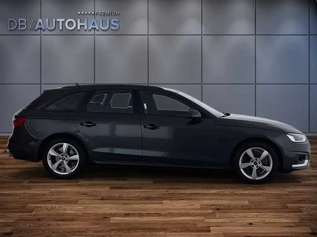 Usata Audi A4 Advanced Plus 163 CV (119 kW) 2024 Grigio Station wagon