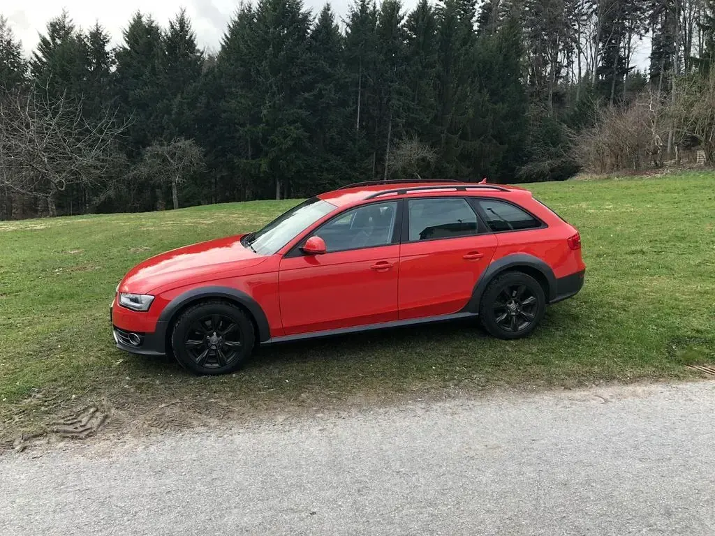 Gebraucht Audi A4 Allroad 177 PS (130 kW) 2012 Rot Kombi