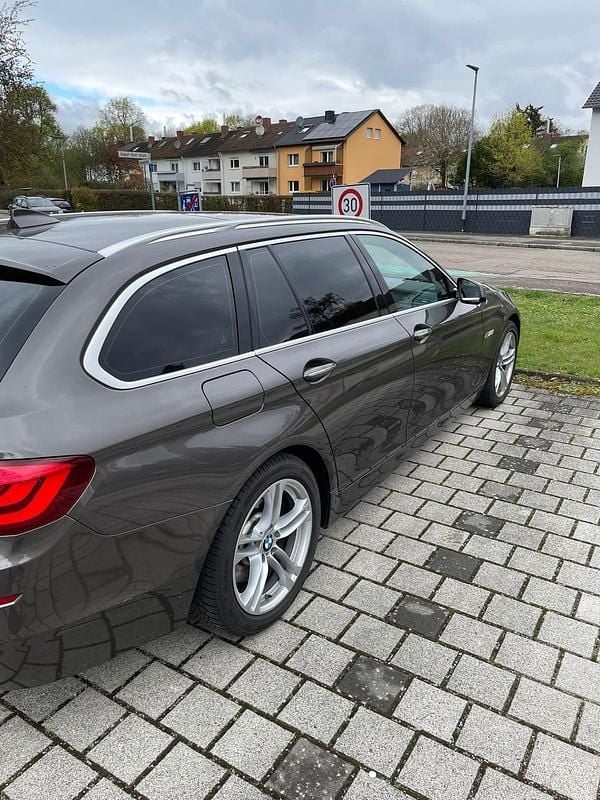 Gebraucht BMW 535 313 PS (230 kW) 2012 Braun Kombi