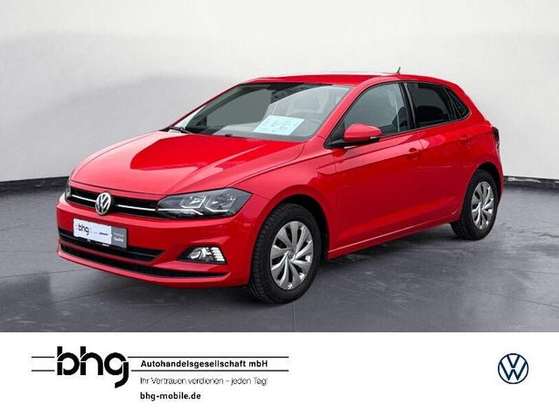 Rot Gebraucht 2018 VW Polo Comfortline Limousine | 12.930 € (Fairer Preis) - Bild 1/4