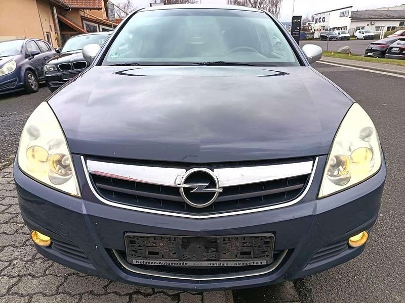 Gebraucht Opel Signum Edition 155 PS (114 kW) 2007 Metro m2 Kleinwagen