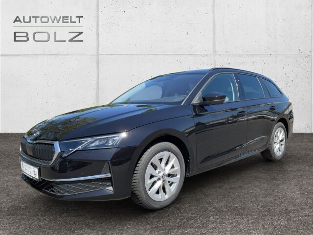 Schwarzmagic perleffekt Gebraucht 2024 Skoda Octavia Selection Kombi | 30.490 € (Superpreis) - Bild 1/4