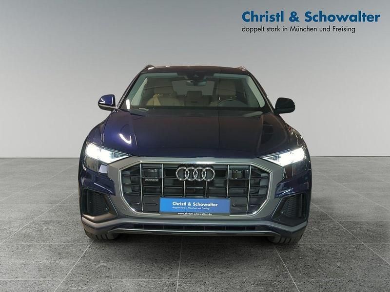 Gebraucht Audi Q8 S-Line 286 PS (210 kW) 2022 Navarrablau metallic SUV
