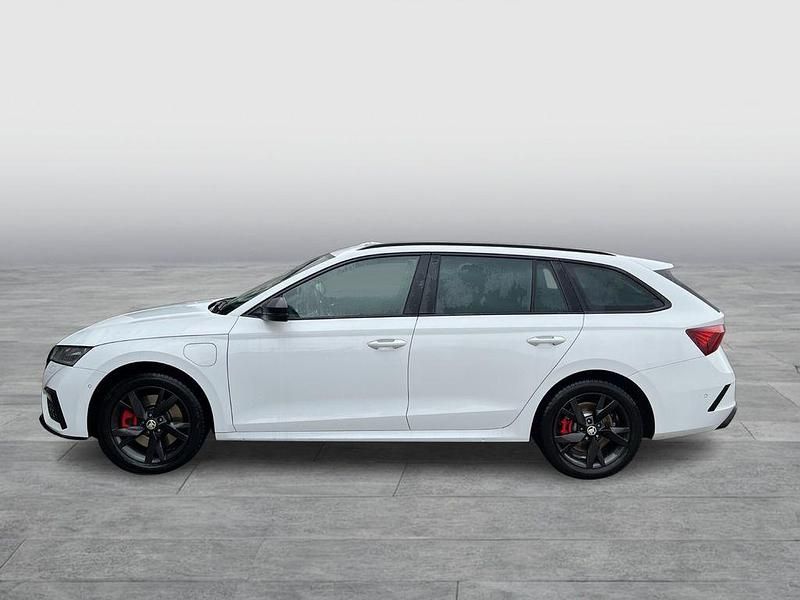 Gebraucht Skoda Octavia RS 245 PS (180 kW) 2022 Weiß Kombi