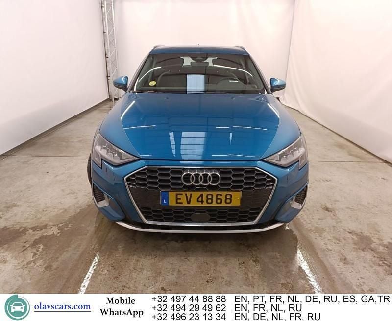 Gebraucht Audi A3 Advanced 116 PS (85 kW) 2022 Blau Limousine