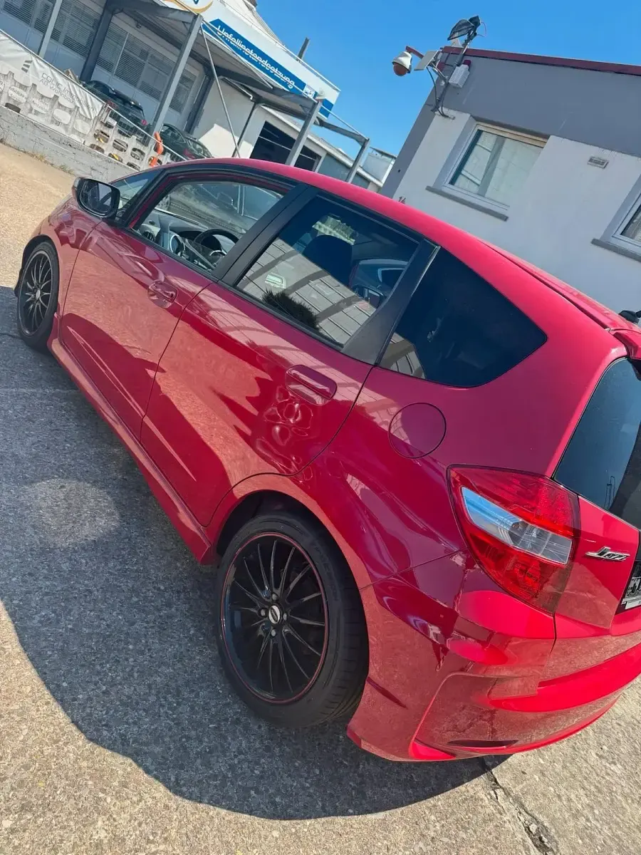Gebraucht Honda Jazz SI 99 PS (72 kW) 2013 Rot Kleinwagen