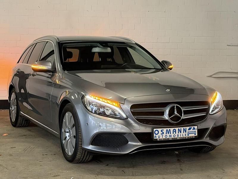 Gebraucht Mercedes C200 Avantgarde 136 PS (100 kW) 2015 Palladiumsilber  metalliclack Kombi