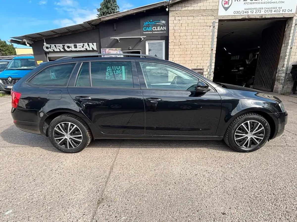 Gebraucht Skoda Octavia 150 PS (110 kW) 2016 Schwarz Kombi
