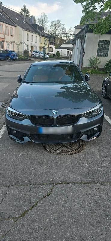Grau Gebraucht 2017 BMW 440 M Sport Coupé | 32.000 € (Fairer Preis) - Bild 1/4