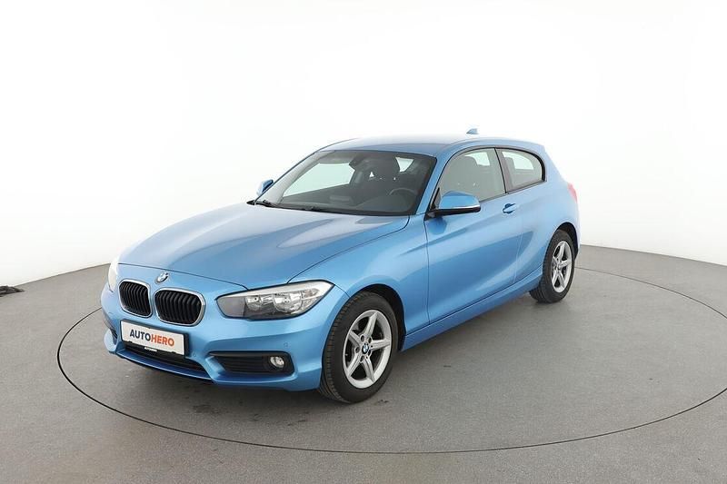 Blau Gebraucht 2018 BMW 118 Advantage Kleinwagen | 15.700 € (Fairer Preis) - Bild 1/3