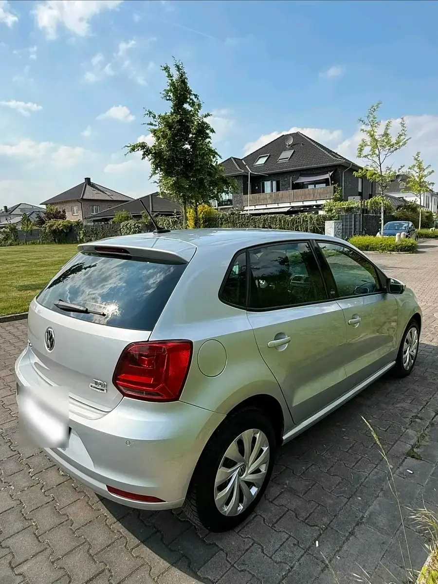Usata VW Polo Sound 75 CV (55 kW) 2017 Argento Utilitaria