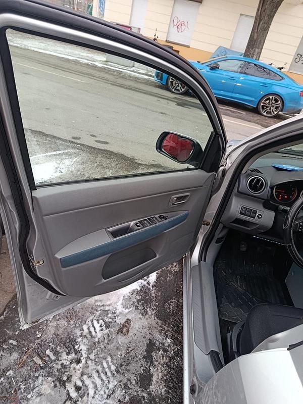 Gebraucht Mazda 2 75 PS (55 kW) 2005 Grau Kleinwagen