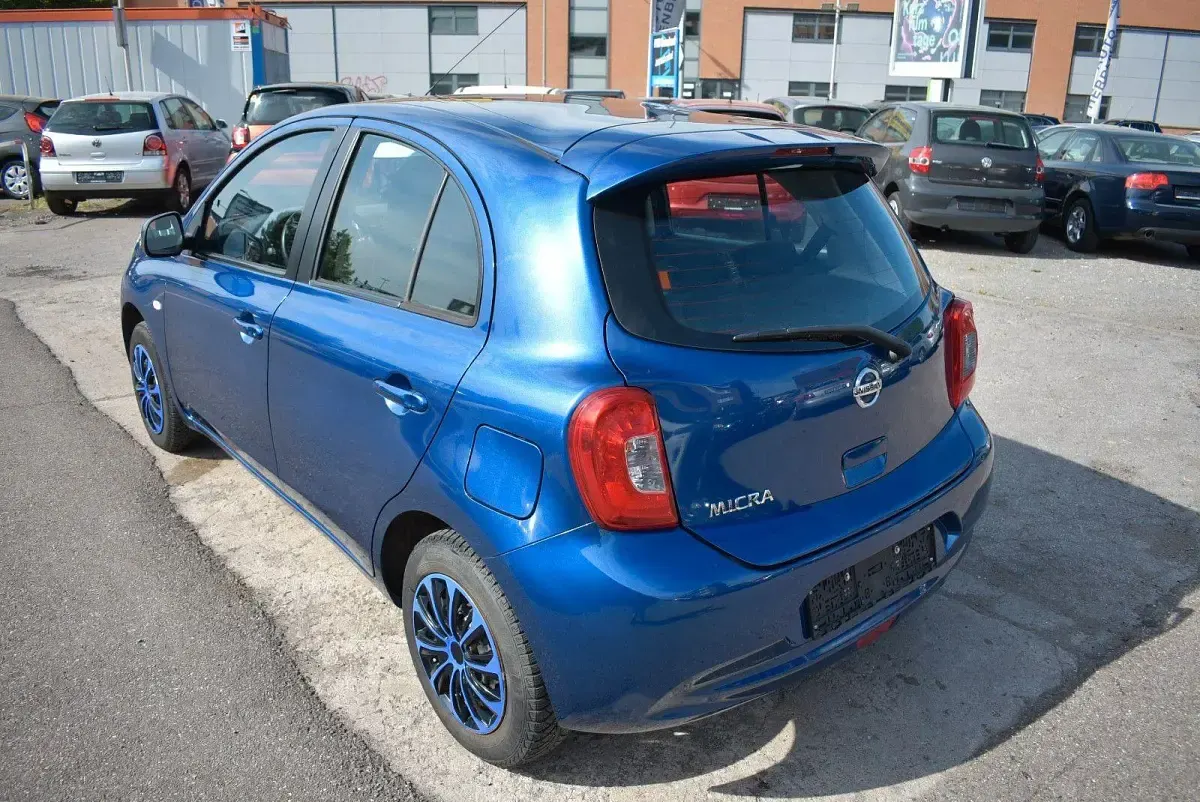 Gebraucht Nissan Micra Acenta 80 PS (58 kW) 2017 Blau Kleinwagen
