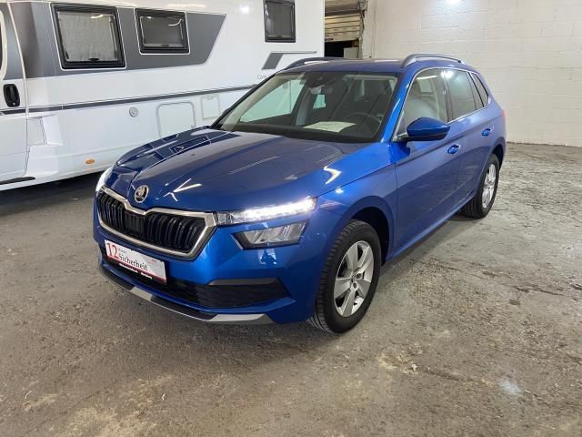 Blau Gebraucht 2021 Skoda Kamiq Ambition SUV | 15.900 € (Guter Preis) - Bild 1/4