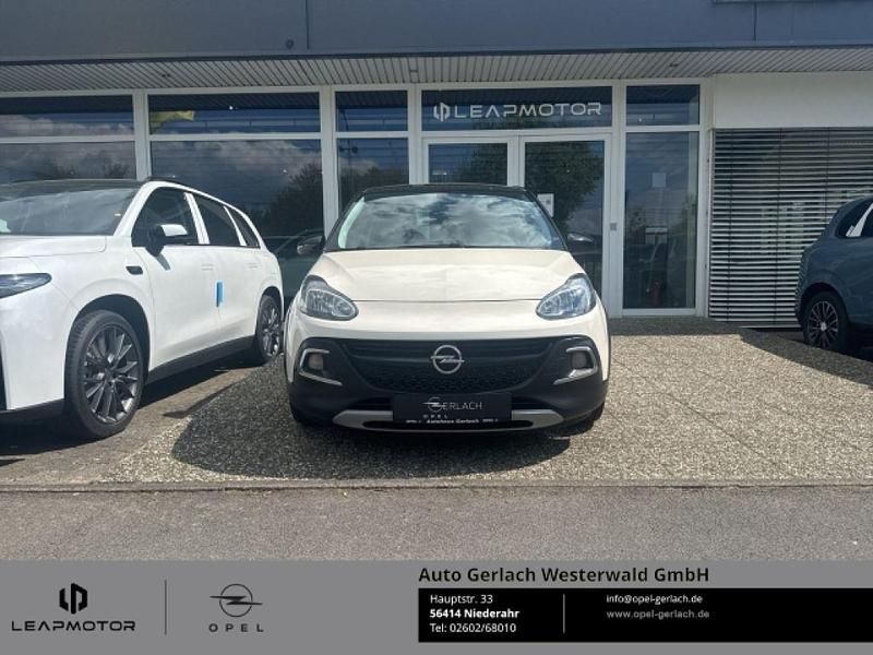 Second-hand Opel Adam 150 CP (110 kW) 2019 Alb Hatchback