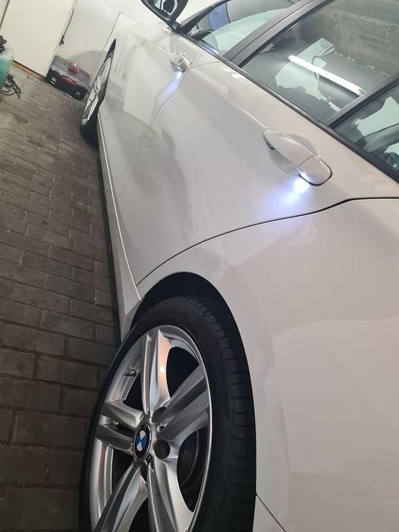 Weiß Gebraucht 2019 BMW 120 Advantage Kleinwagen | 16.000 € (Superpreis) - Bild 1/4