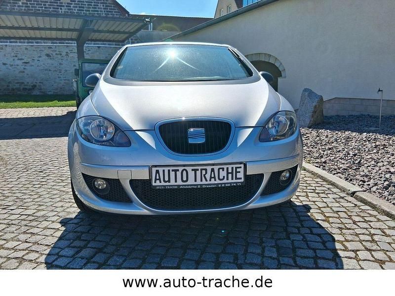 Używany Seat Altea 102 KM (75 kW) 2007 Srebrny Sedan/Limuzyna