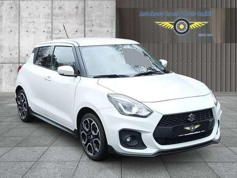 Gebraucht Suzuki Swift Sport 129 PS (94 kW) 2021 Pure white pearl metallic Kleinwagen